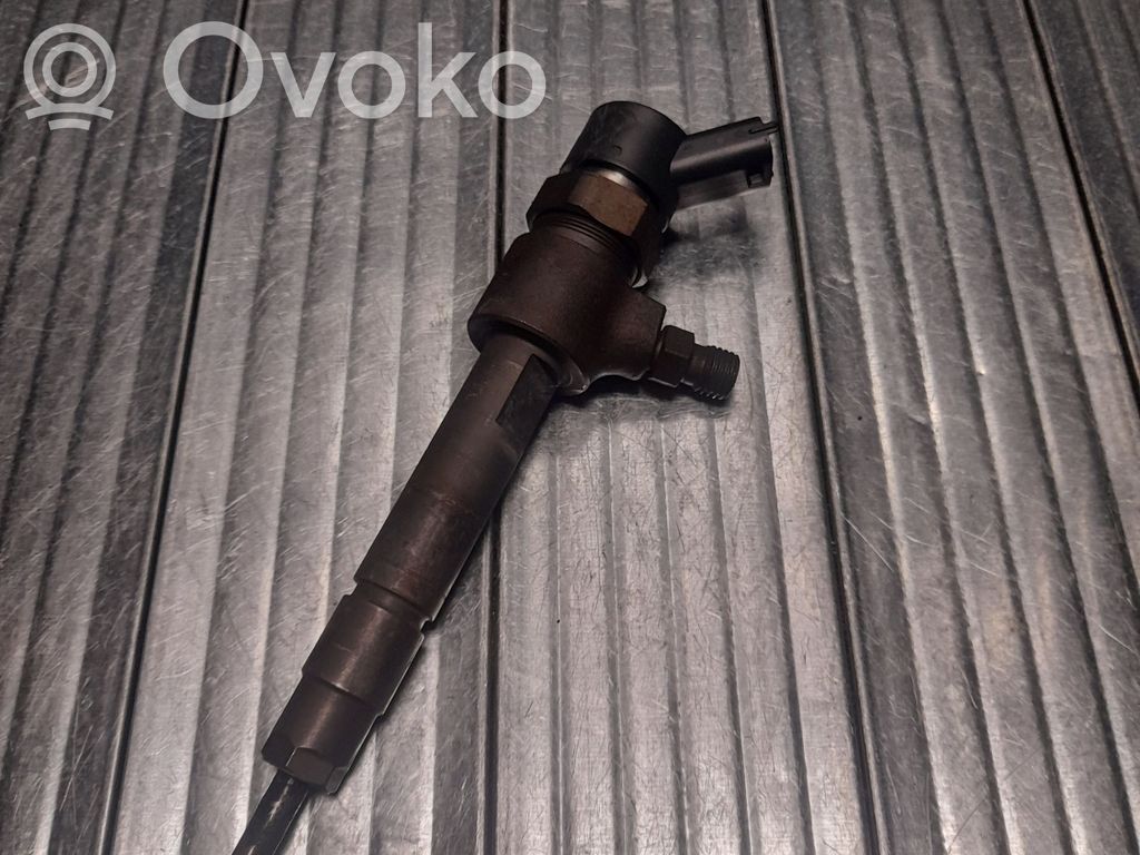 Inyector de combustible   0445110068