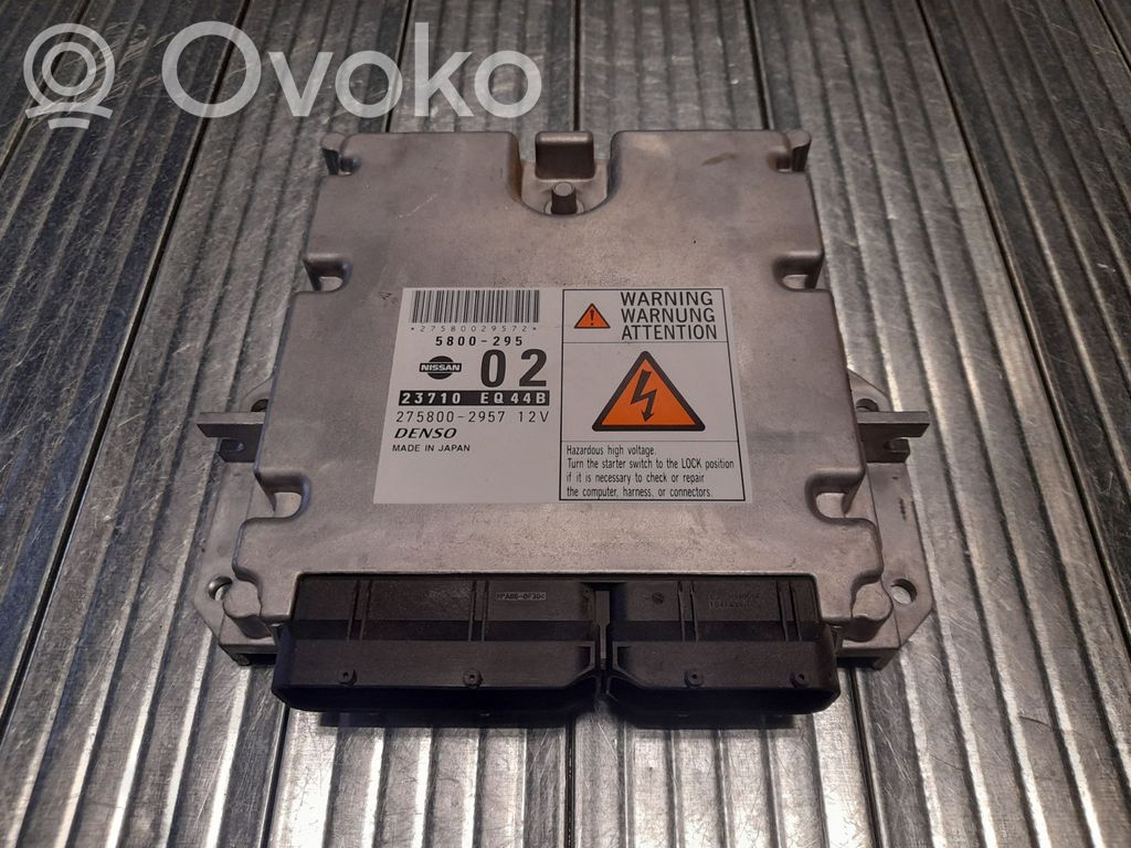 Nissan X-Trail T30 Engine control unit/module 