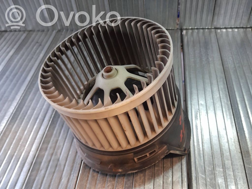Peugeot 407 Mazā radiatora ventilators 