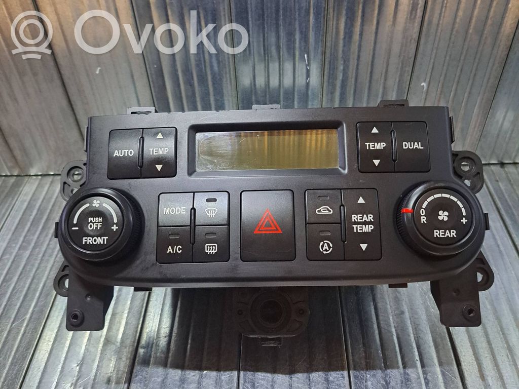 KIA Carnival Climate control unit 