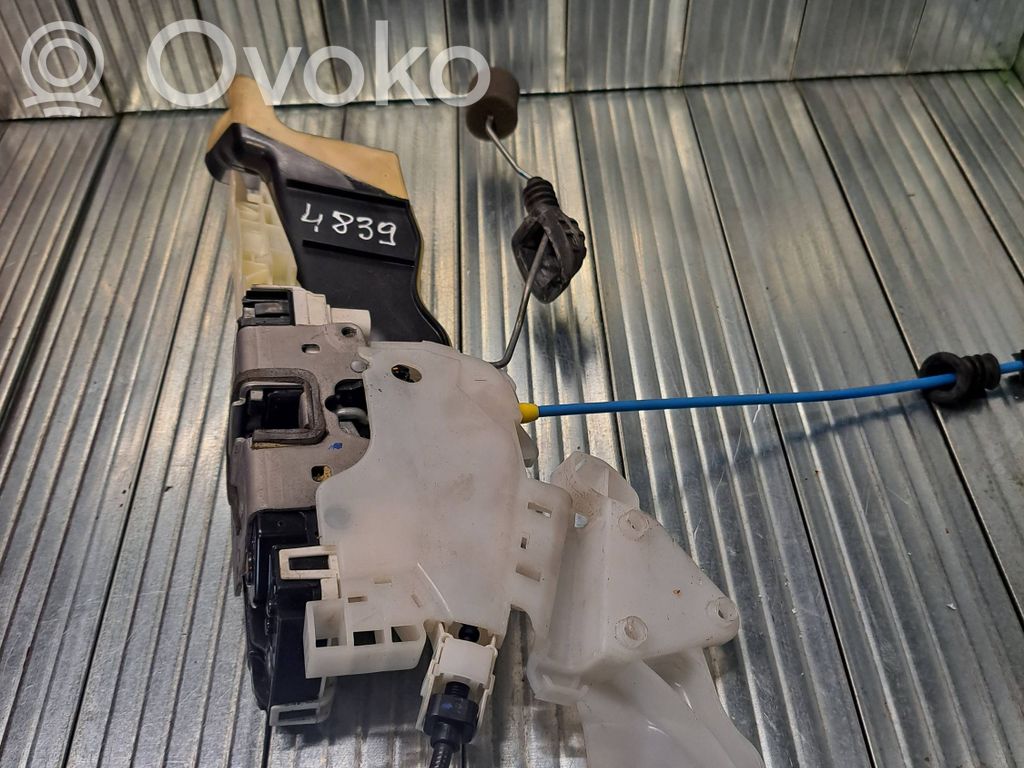 Zamek drzwi tylnych   FL0008972153,01041,EF550L