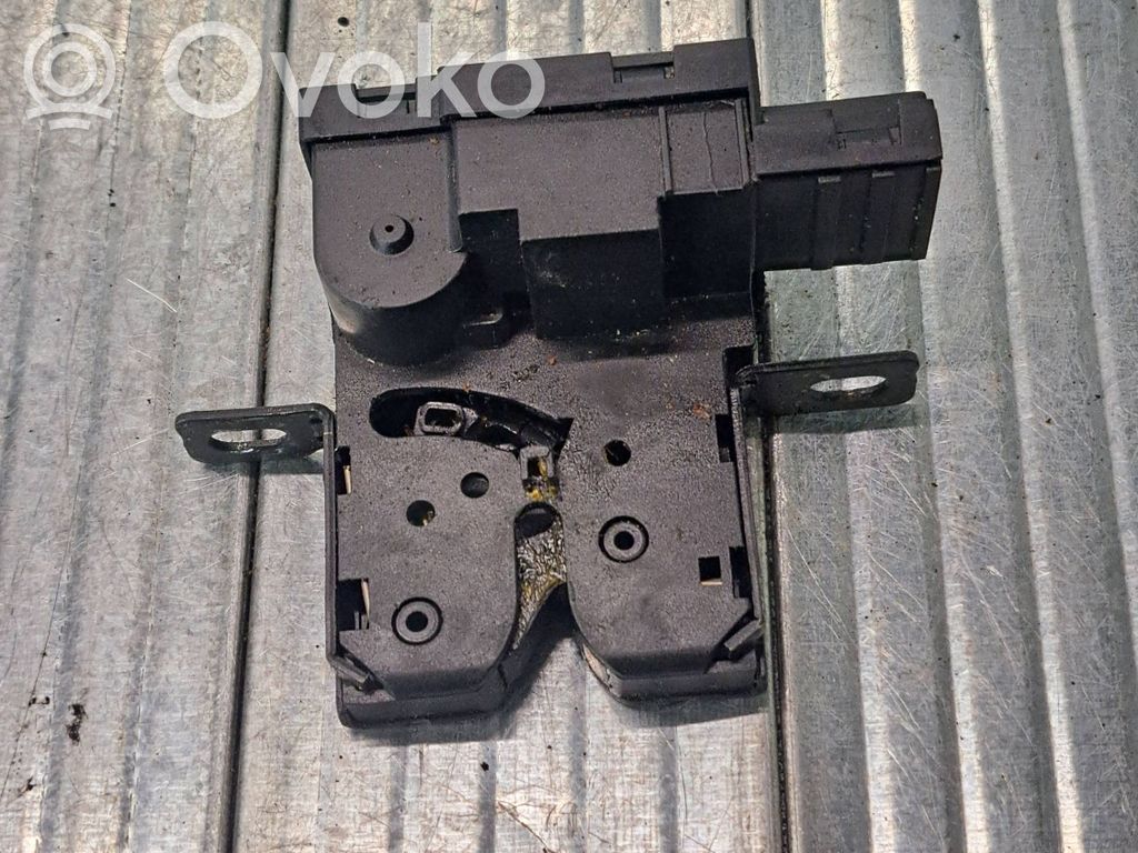 Peugeot 407 Tailgate/trunk/boot lock/catch/latch 