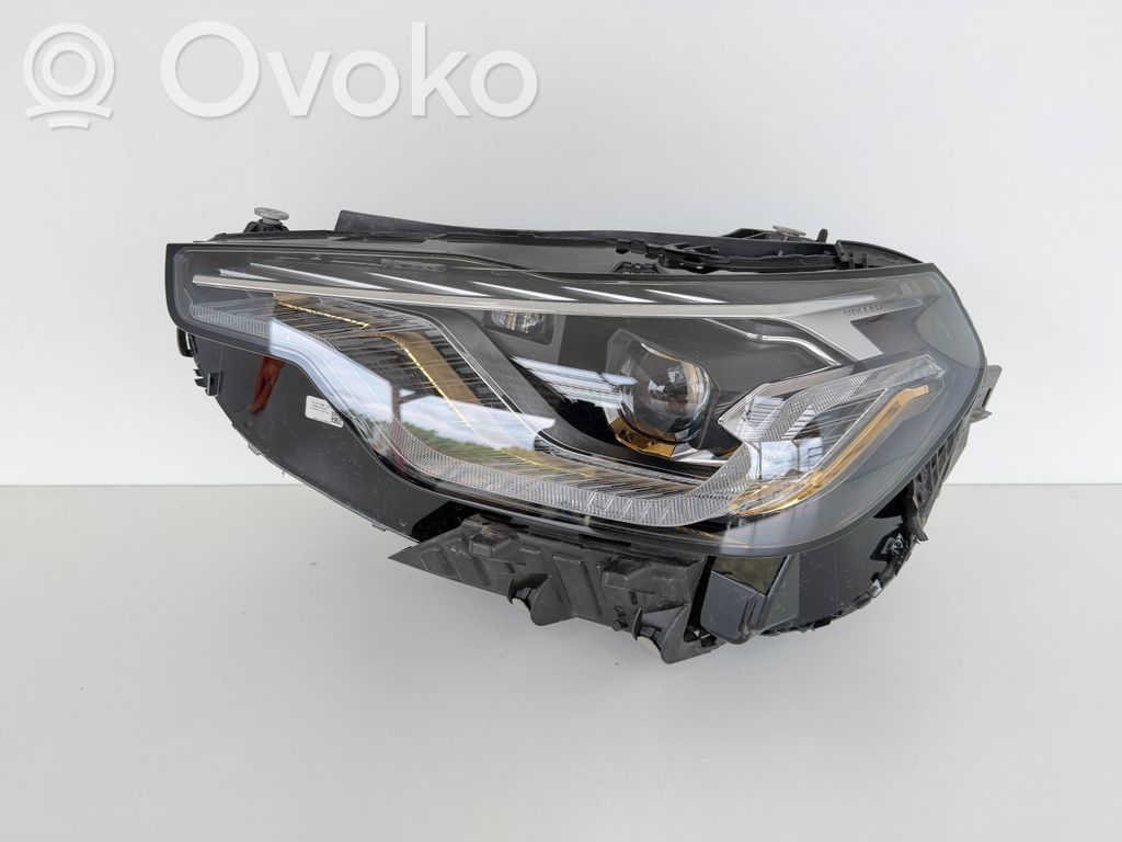 BMW 2 G42 Scheinwerfer 