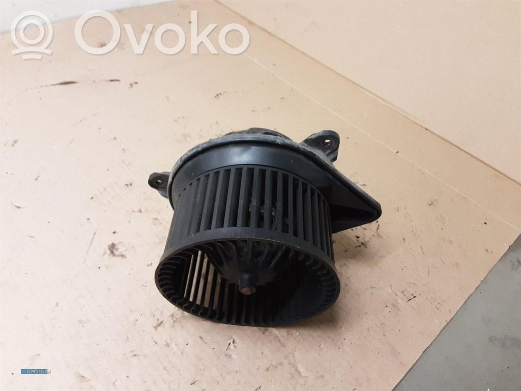 Opel Vivaro Mazā radiatora ventilators 