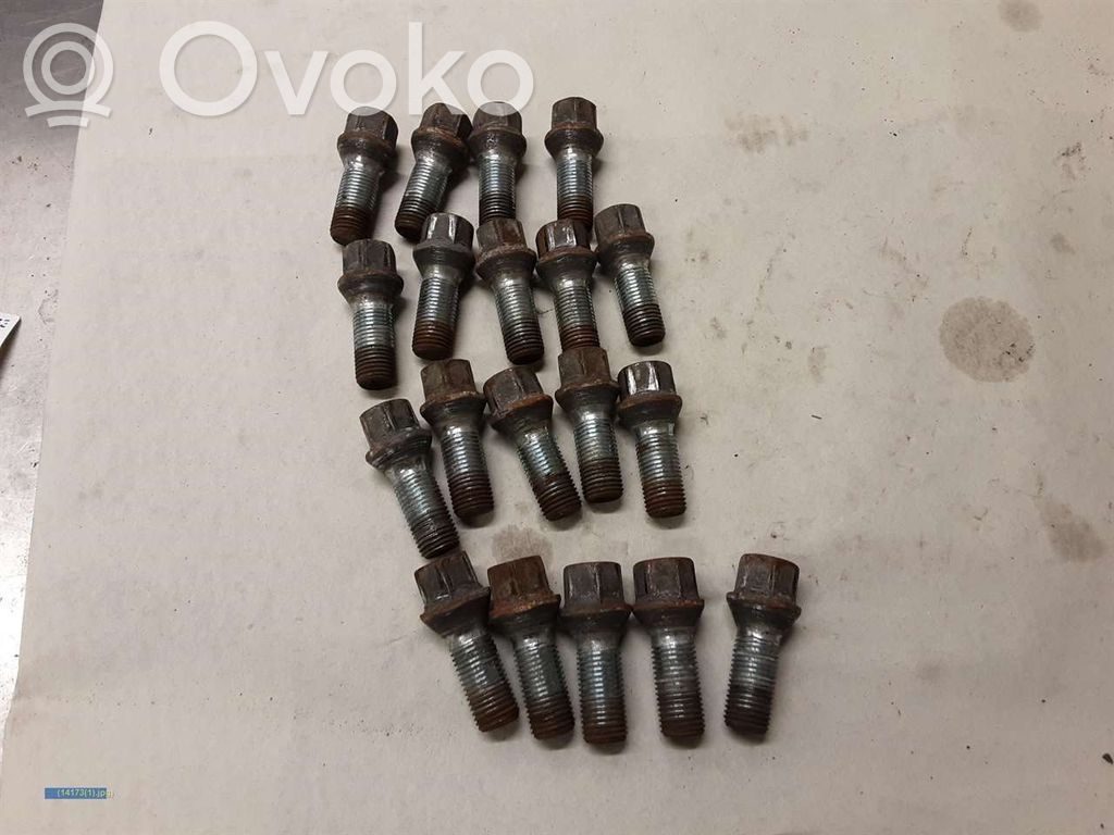 Nuts/bolts