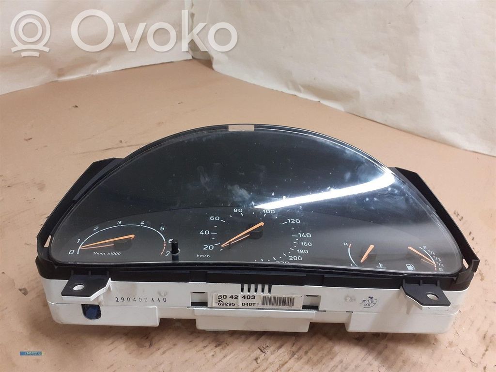 Saab 9-5 Speedometer (instrument cluster) 
