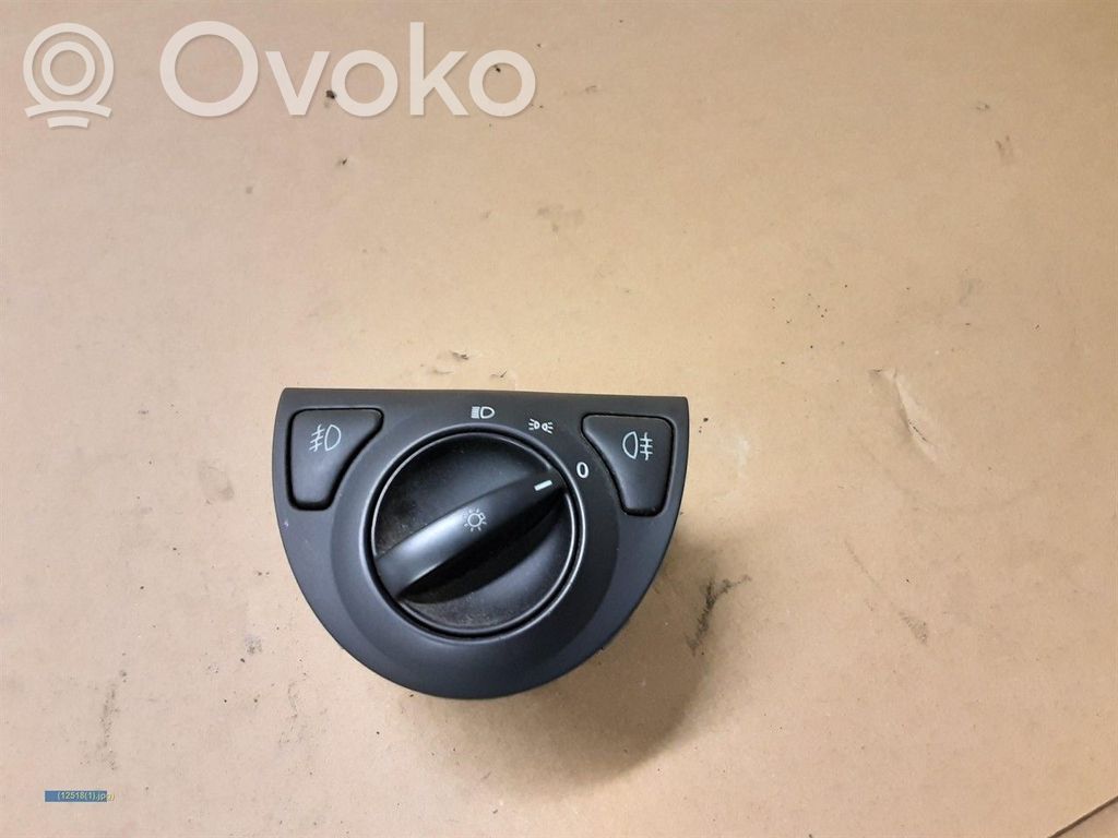 Light switch