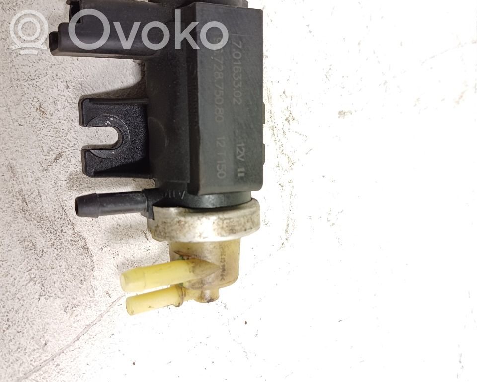 Vacuum valve   70163302