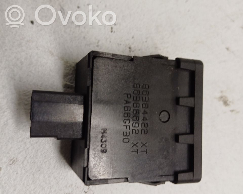 Interruptor de control del panel de luces   96384422