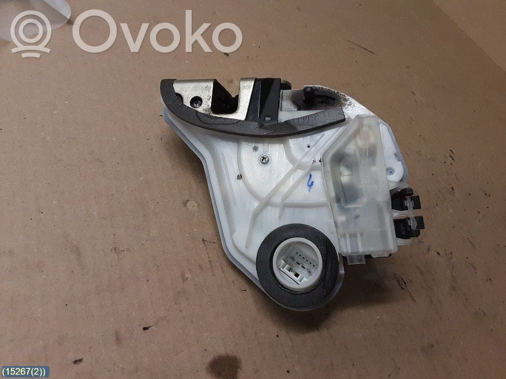 Peugeot 108 Aizmugurē slēdzene 
