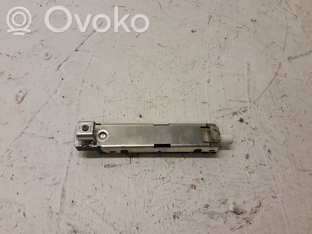 Antenos stiprintuvas   8V4035225