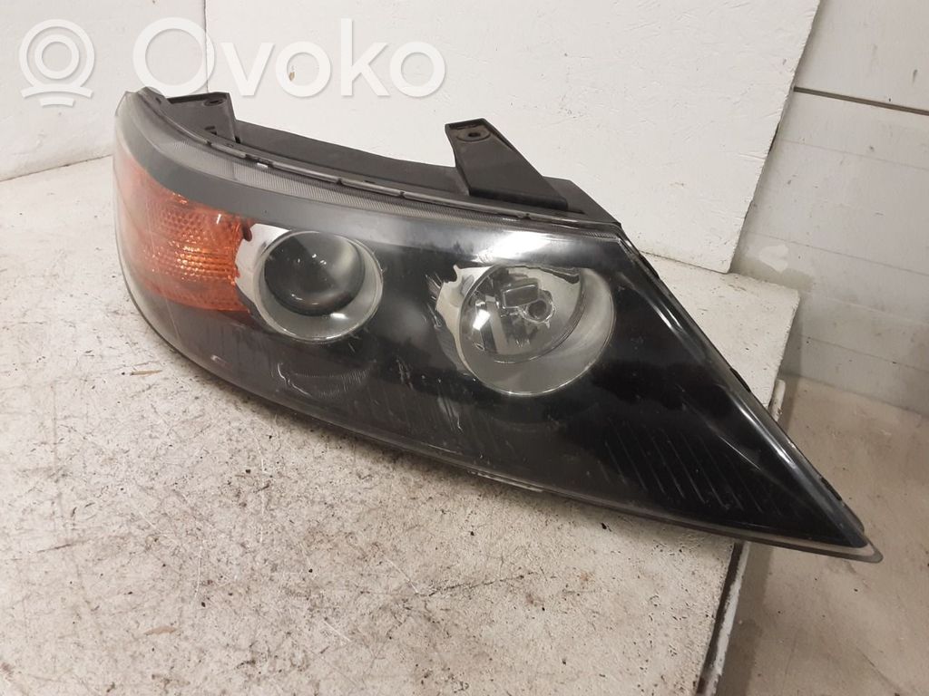 KIA Sorento Headlight/headlamp 
