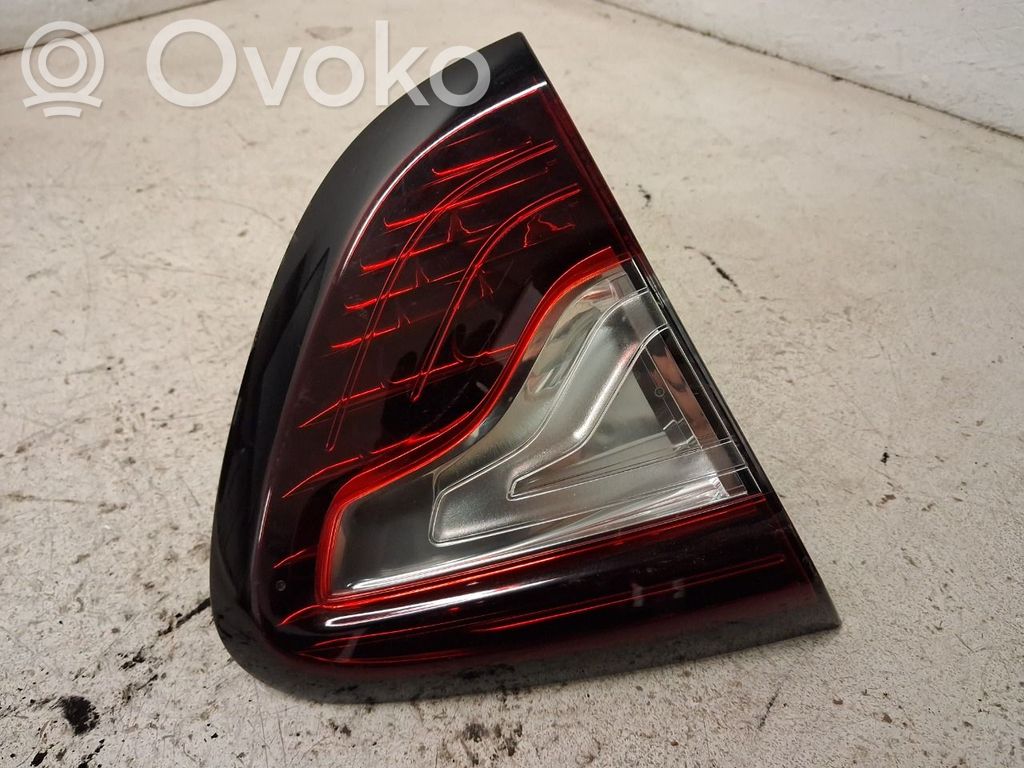 Tailgate rear/tail lights   265555726R,265555726R