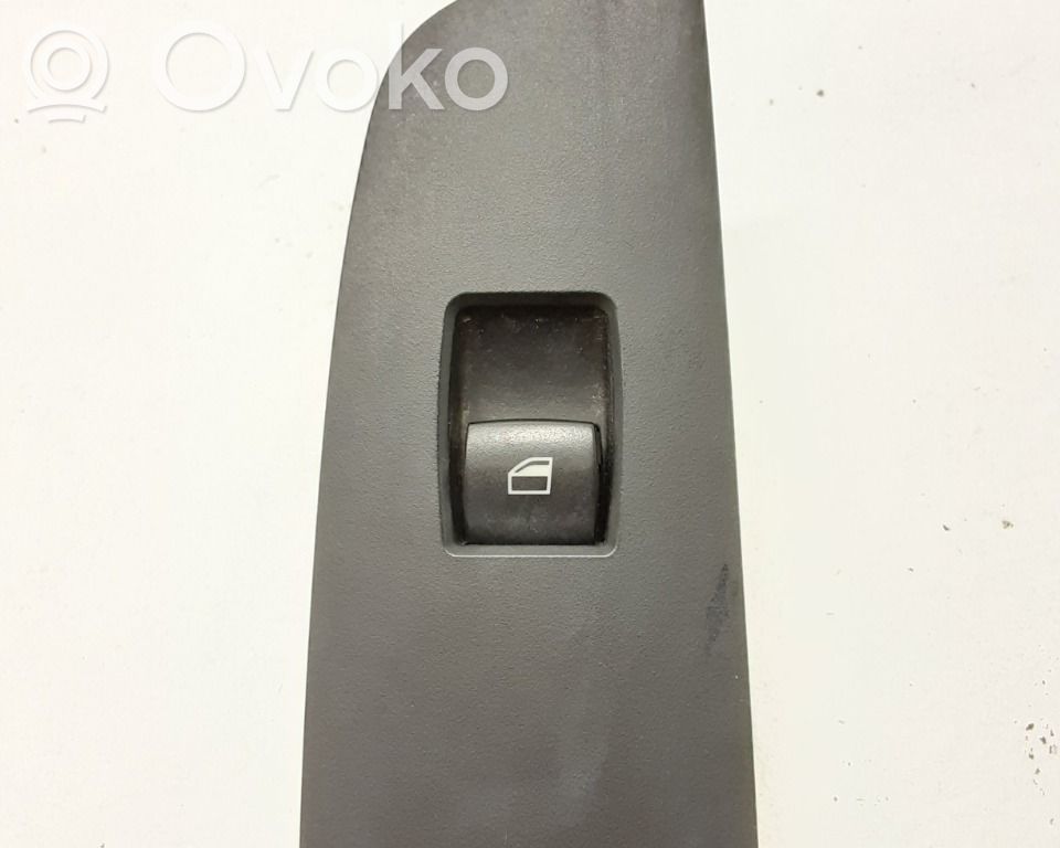 Electric window control switch   61316970242