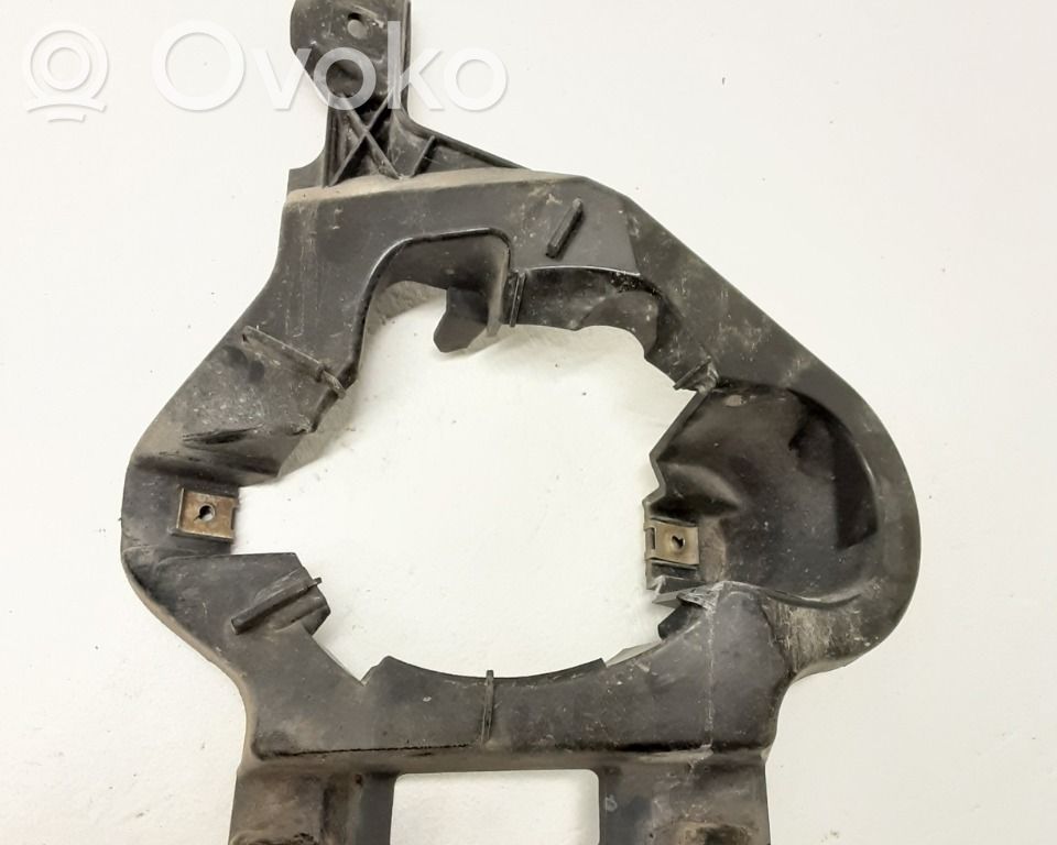 Front fog light trim/grill   51117118152