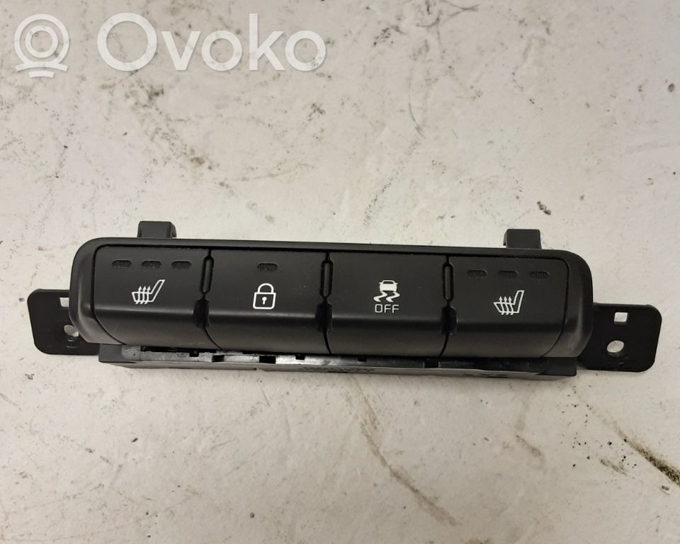 KIA Ceed Seat heating switch 