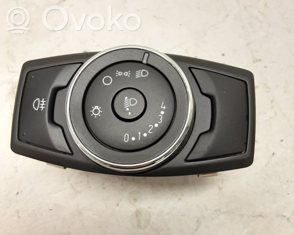 Ford Focus Light switch 