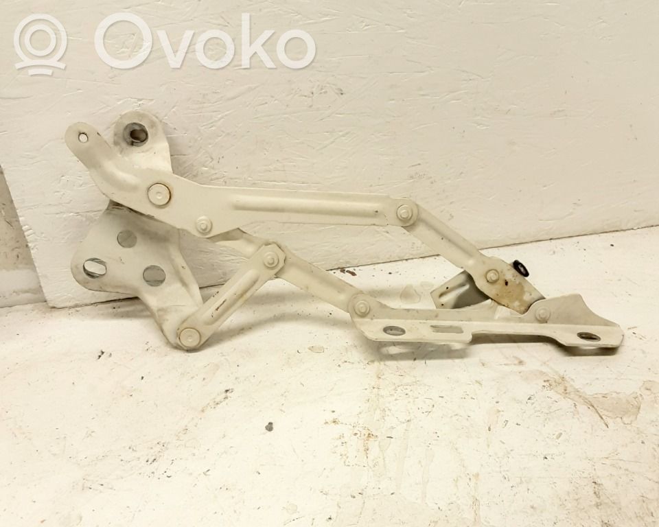 Volvo 940 Konepellin saranat 