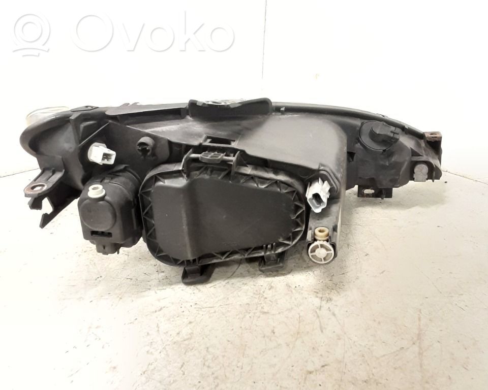 Peugeot 206 Lampa przednia 