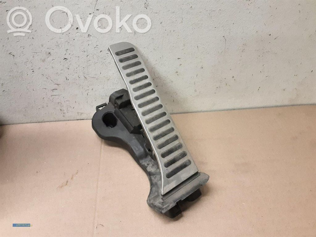 Volkswagen Golf VI Accelerator throttle pedal 