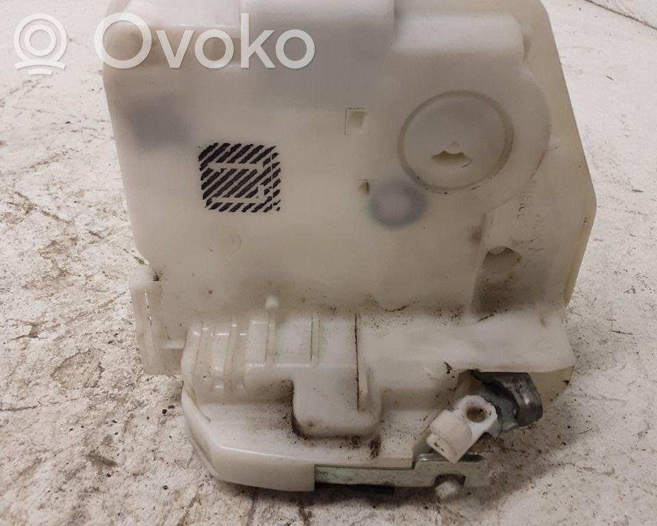 Mitsubishi Outlander Etuoven lukko 