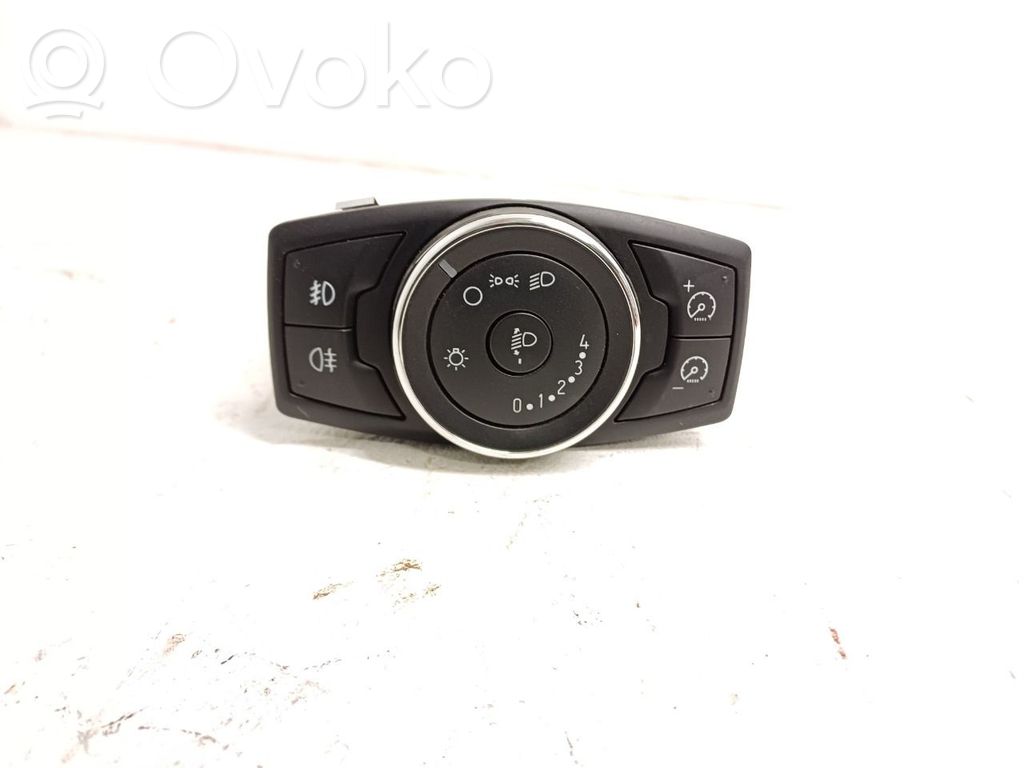 Ford Focus Light switch 