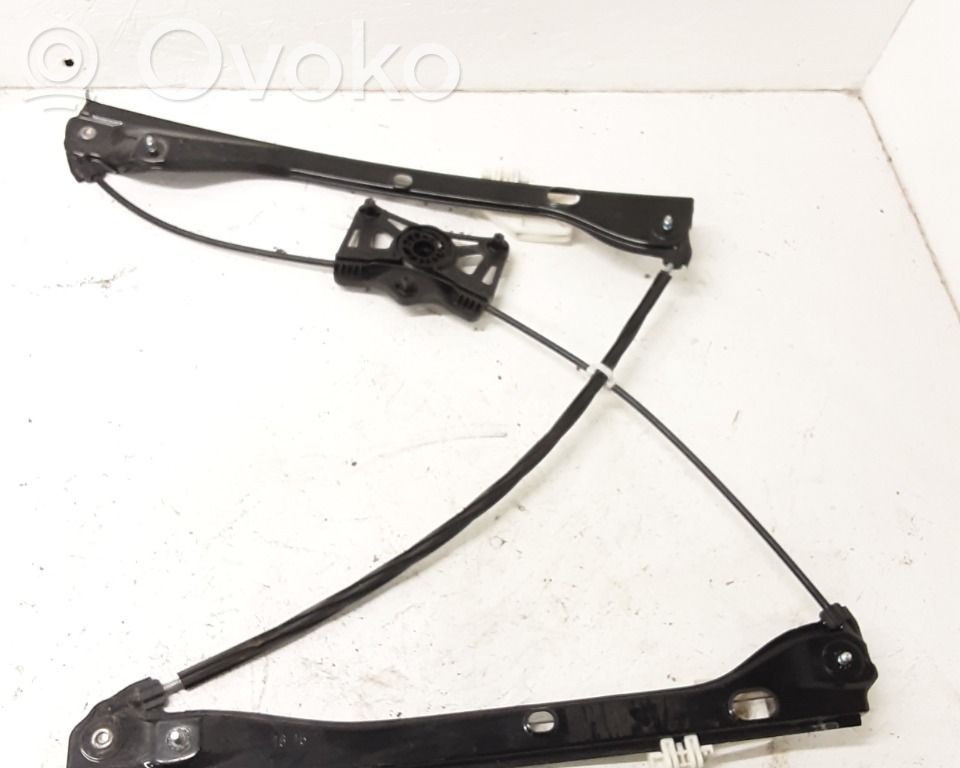 Skoda Fabia Mk3 (NJ) Mechanizm podnoszenia szyby przedniej bez silnika 