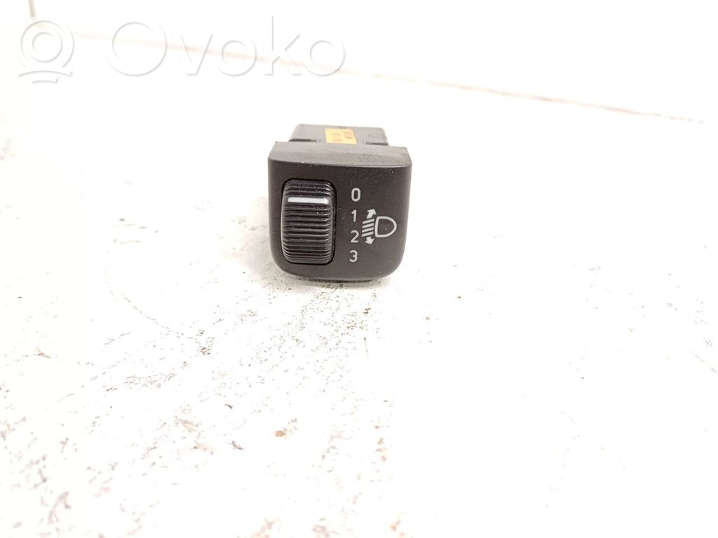 Panel lighting control switch   5471040,5106109,5106109