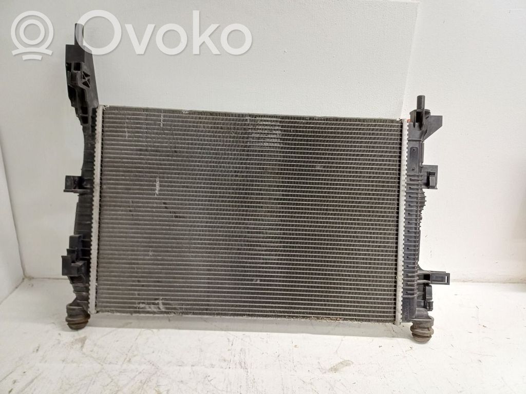 Ford Focus Aušinimo skysčio radiatorius 