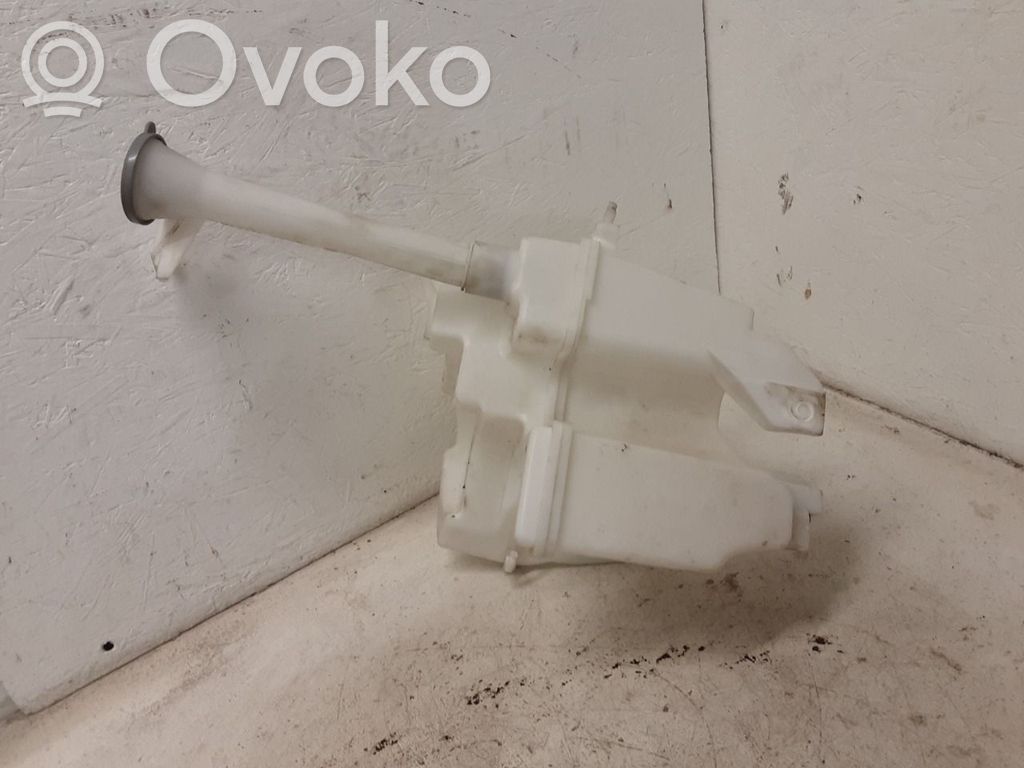 Nissan Juke I F15 Zbiornik płynu do spryskiwaczy szyby przedniej / czołowej 