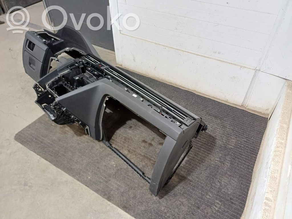 Volkswagen PASSAT B8 Panel de instrumentos 