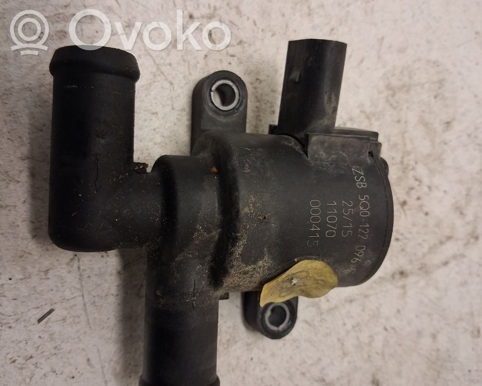 Volkswagen Golf VII Pompa elettrica dell’acqua/del refrigerante ausiliaria 