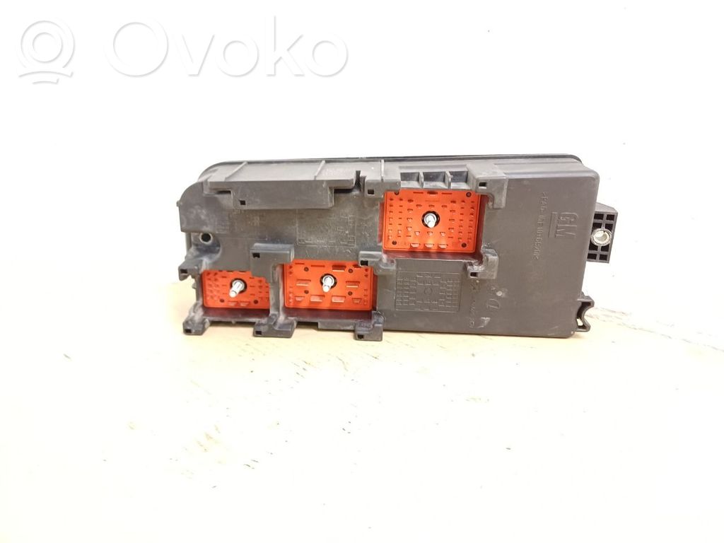 Saab 9-3 Ver2 Fuse module 