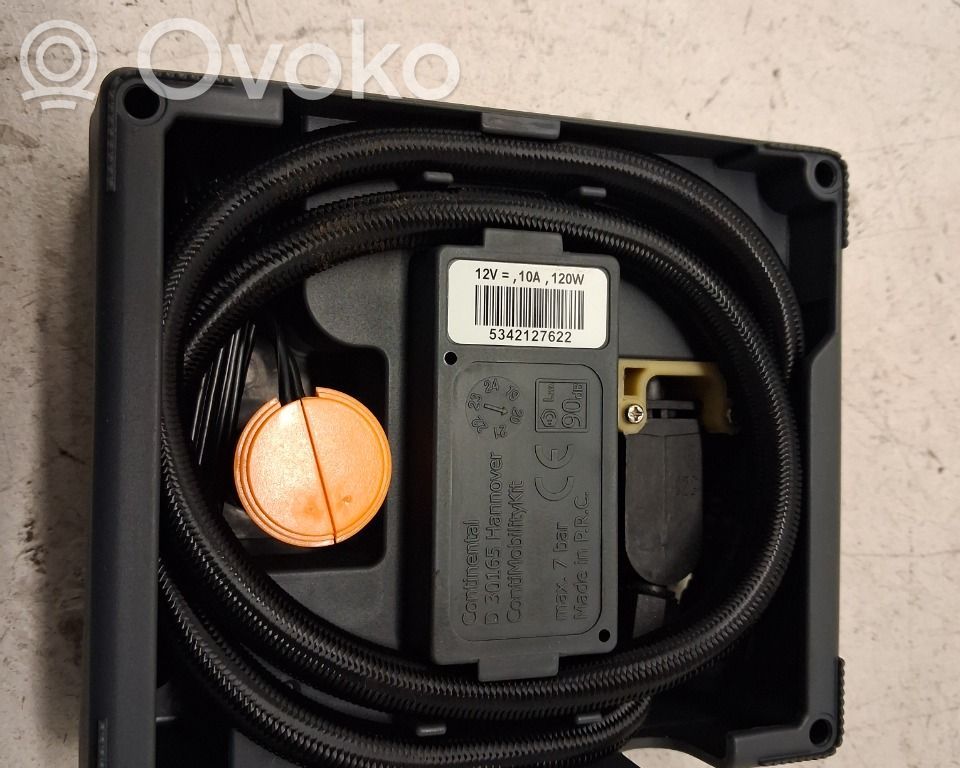 Volvo XC90 Tire air pump compressor 