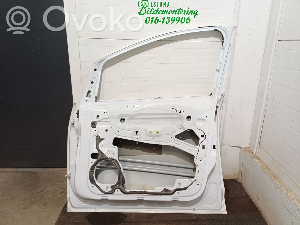Priekinės durys   2387617