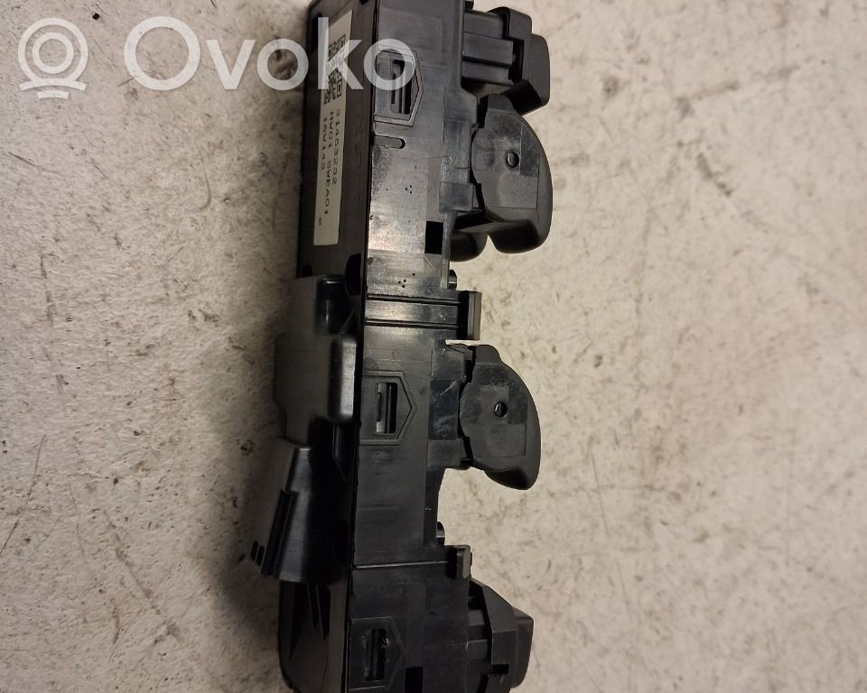 Volvo V40 Cross country Electric window control switch 