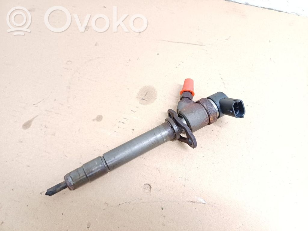 Volvo XC70 Inyector de combustible 