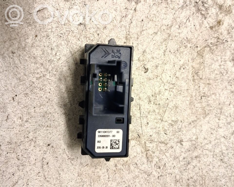 Interruptor de control multifunción   98110413ZD,9811041377,9811041377