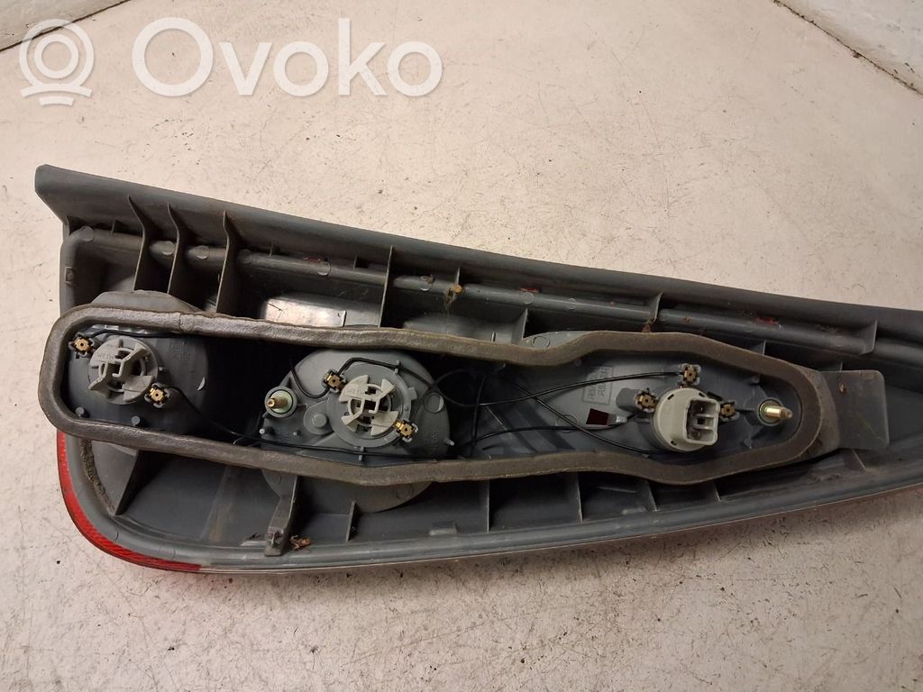 Toyota Yaris Verso Lampă spate în caroserie 