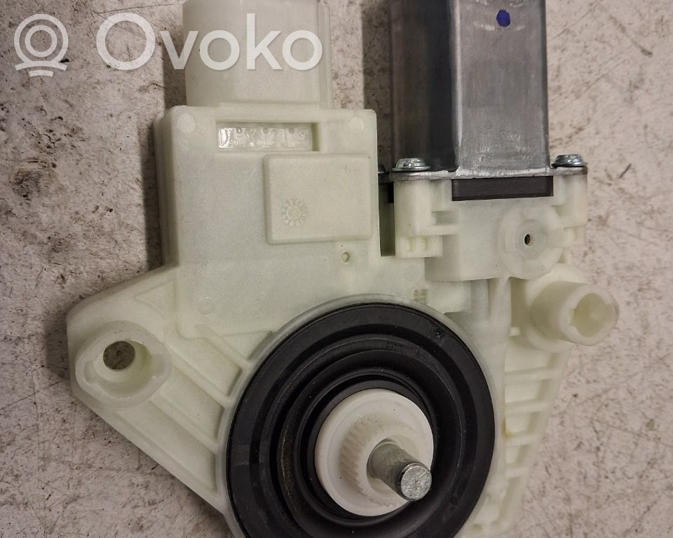 BMW 5 G30 G31 G38 Motor macara geam ușă spate 