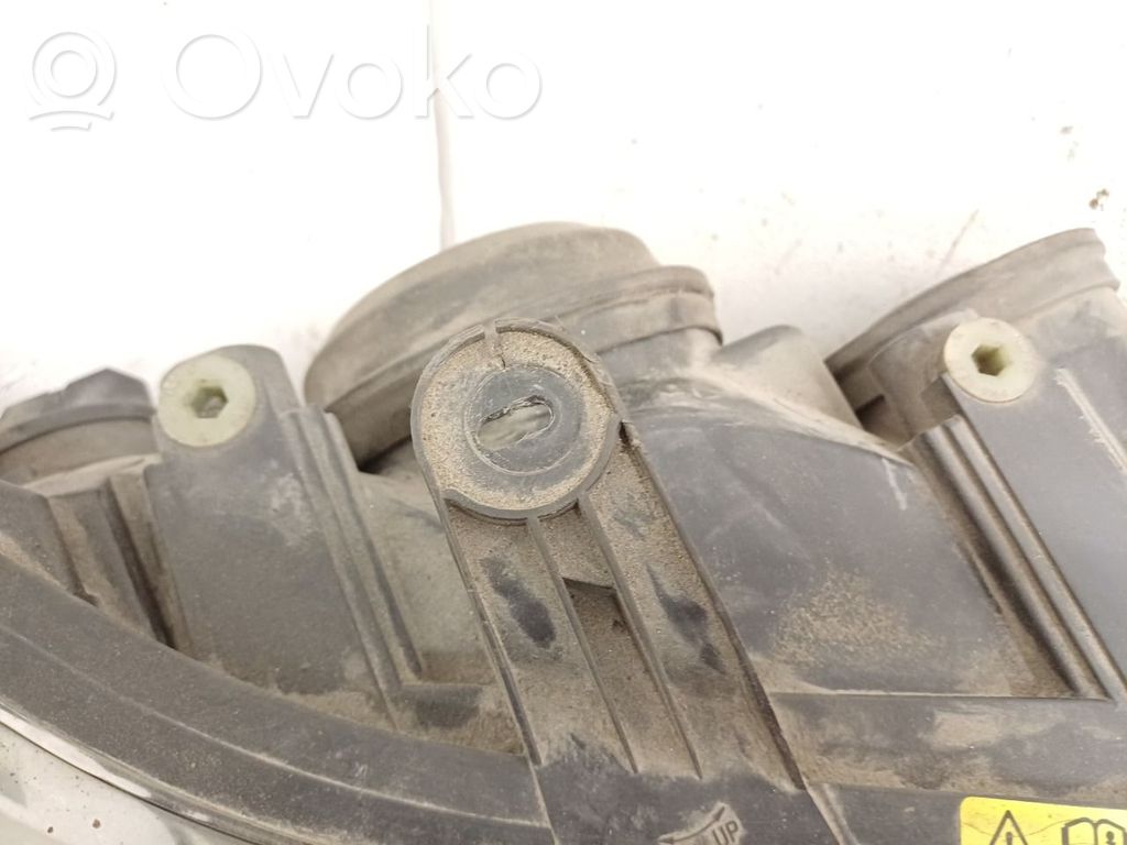 Saab 9-3 Ver2 Phare frontale 