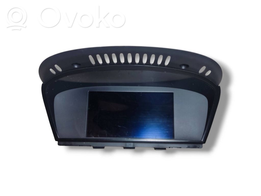 Screen/display/small screen   9151976,9151977