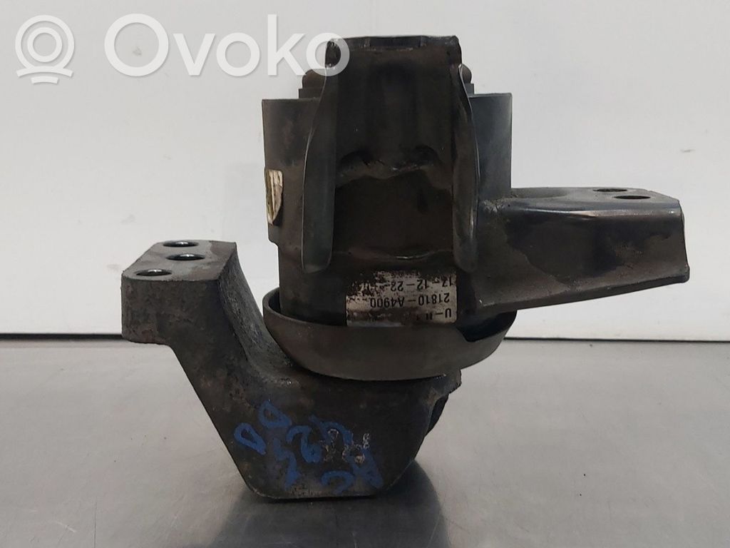 KIA Carens III Engine mount bracket 