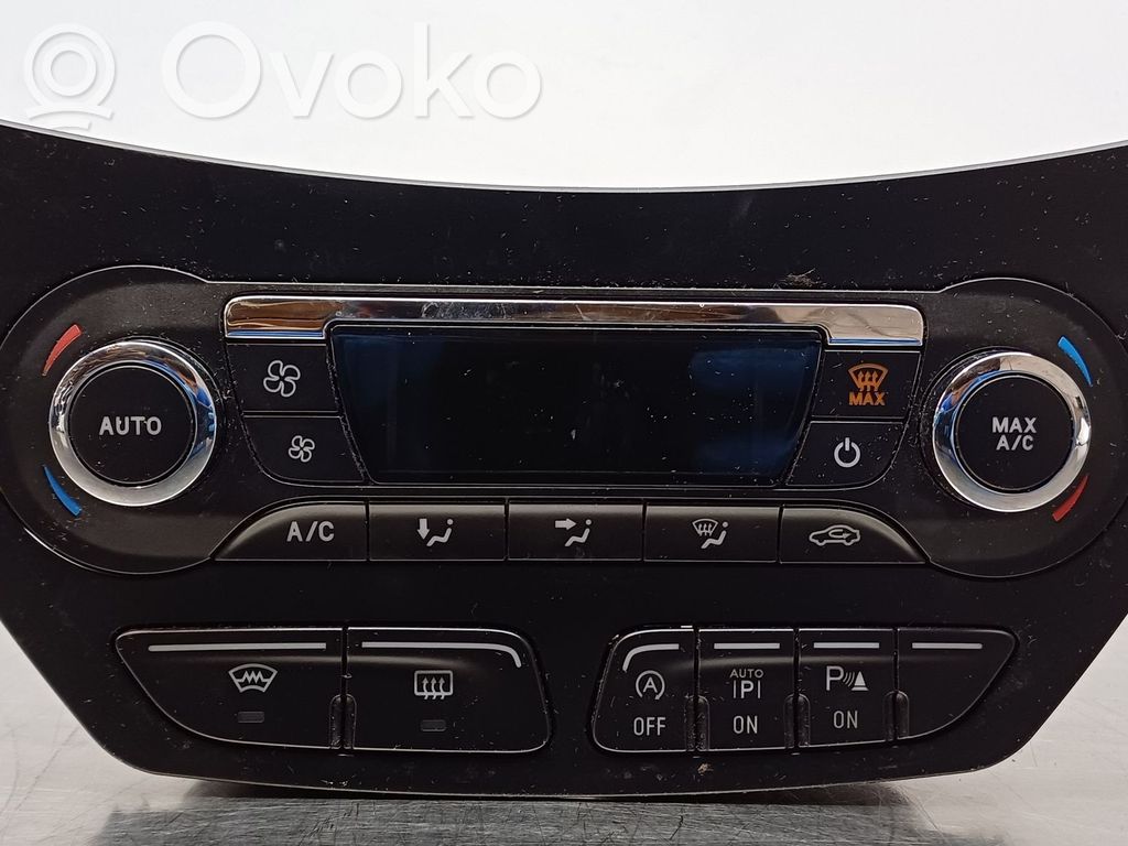 Ford C-MAX II Climate control unit 