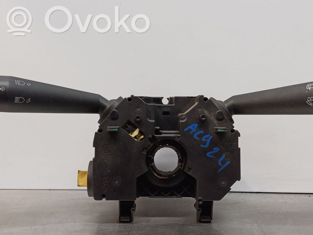 Multifunctional control switch/knob   735576326