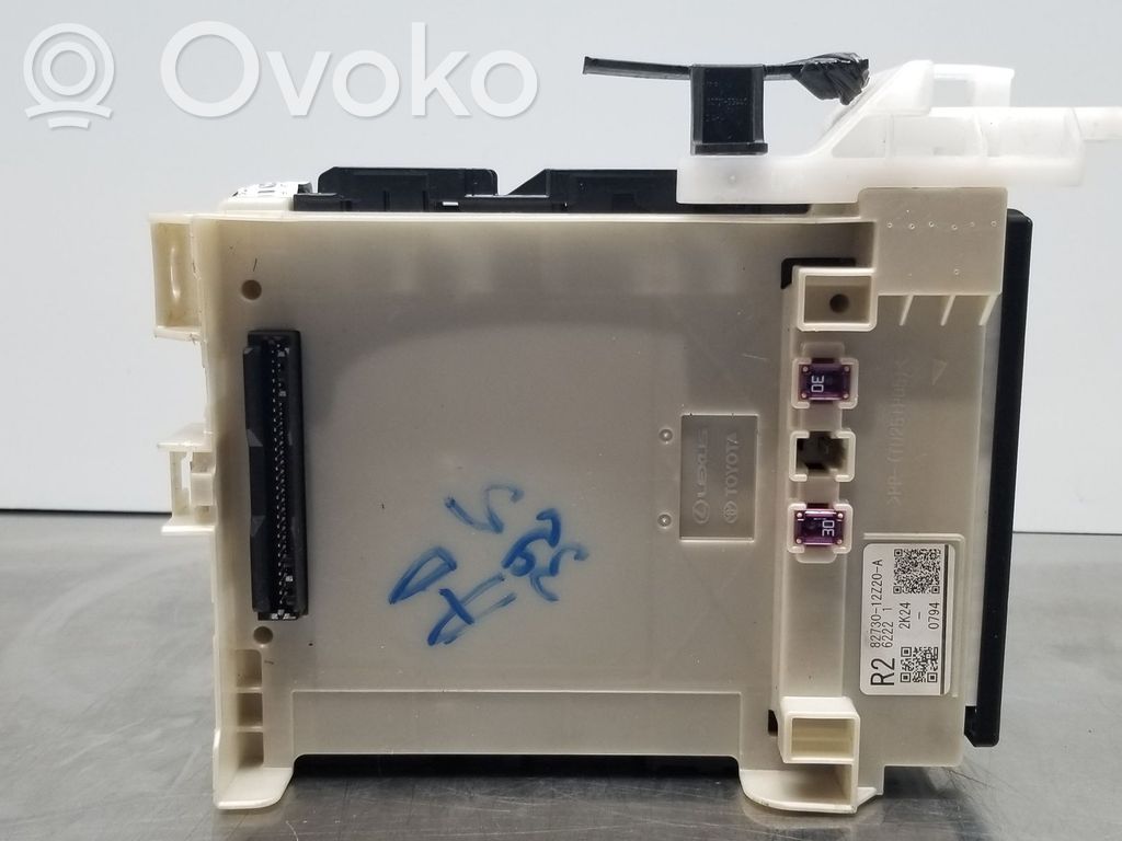 Toyota Corolla E160 E170 BSM Control unit 