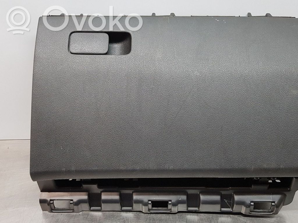 Hyundai i30 Daiktadėžė 