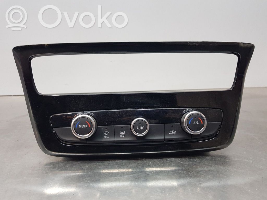 Opel Mokka X Climate control unit 