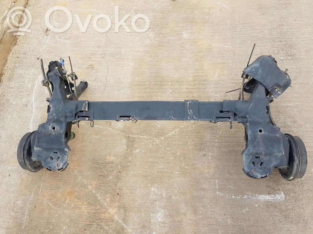 Citroen C4 Cactus Aizmugurējā tilta sija ar reduktoru 