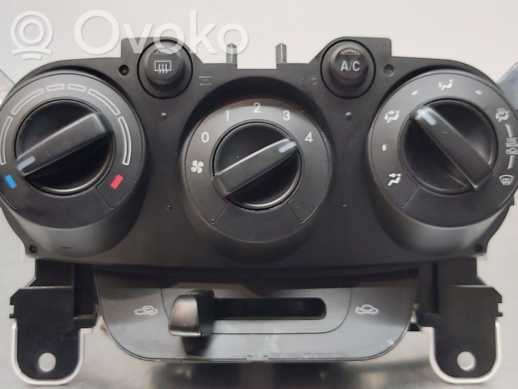 Mazda 2 Climate control unit 